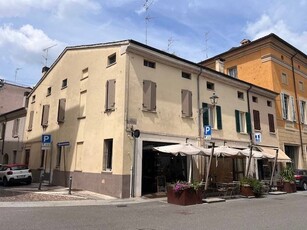 Casa Indipendente in Vendita a Mantova, zona Centro storico, 206'000€, 260 m²