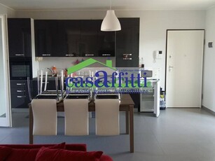 Casa Semi Indipendente in Affitto a Chieti, zona Chieti Scalo università, 300€, 100 m², arredato