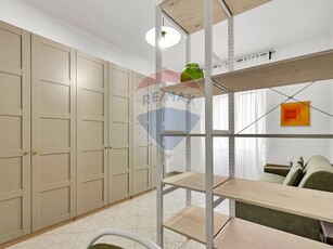 Casa Semi Indipendente in Affitto a Milano, zona Corvetto, 700€, 25 m², arredato