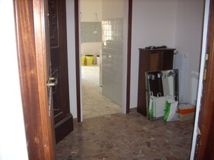 Casa Semi Indipendente in Affitto a Pisa, zona San Giusto, 280€, 115 m², arredato