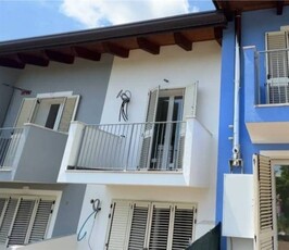 Casa semi indipendente in nuova costruzione a Montescudo-monte Colombo