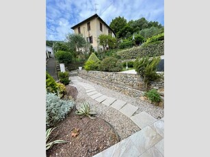 Casa Semi Indipendente in Vendita a La Spezia, zona FABIANO, 150'000€, 68 m²