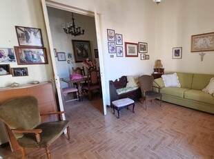 Casa semi indipendente in Via Cavaliere 166 in zona Via p. Nicola - Picanello a Catania