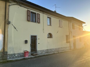 Casa semi indipendente ristrutturato a Aulla