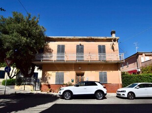 Casa singola da ristrutturare a San Vincenzo