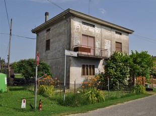 Casa singola in Altoco' a Roccabianca