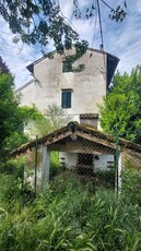 Casa singola in Via Mirandola in zona Migliaro a Cremona