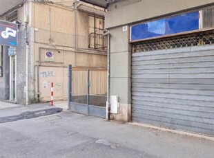 Garage / Posto auto da ristrutturare in zona Largo Bordighera a Catania