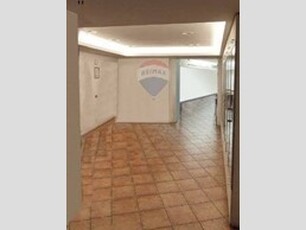 Immobile commerciale in Affitto a Milano, zona Centro Storico, 140'000€, 555 m², arredato