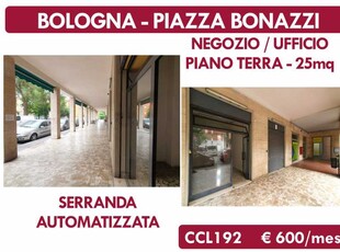 Negozio in Affitto ad Bologna - 600 Euro
