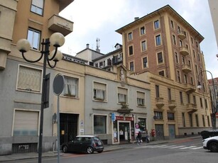 Negozio in Vendita a Torino, 460'500€, 240 m²