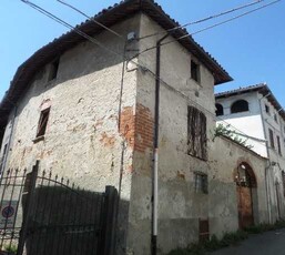 Porzione di casa in Vendita a Rivalta Bormida Via Santo Spirito