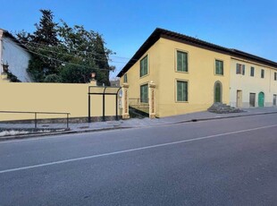 Quadrilocale da ristrutturare in zona Bargino a San Casciano in Val di Pesa