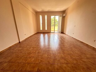 Quadrilocale in Affitto a Caserta, zona Centurano, 500€, 110 m²