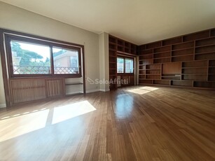 Quadrilocale in Affitto a Roma, zona Camilluccia, 1'800€, 150 m²