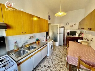 Quadrilocale in Vendita a Firenze, zona Gavinana, 329'000€, 100 m²