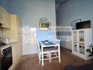 Quadrilocale in Vendita a Lucca, zona Farneta, 139'000€, 50 m², arredato