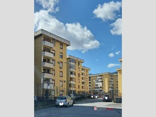 Quadrilocale in Vendita a Messina, 34'900€, 116 m²