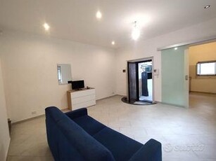 Rif.10093RA42549| casa semi ind. acireale