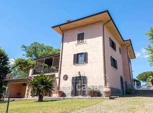 Rustico/Casale in Vendita in Vicolo di San Matteo a Roma