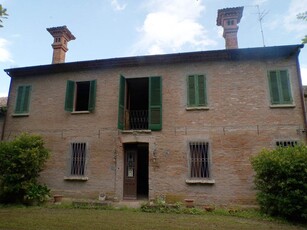 Rustico casale in Via Santa Margherita 24/25 in zona Migliaro a Fiscaglia