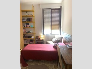 Stanza in Affitto a Siena, zona San Prospero, 300€, 121 m², arredato