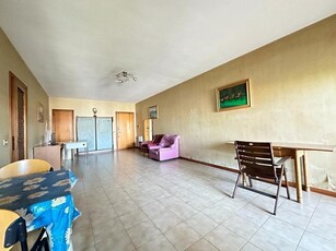 Trilocale in Affitto a Roma, 600€, 20 m², arredato