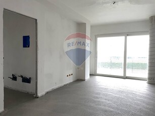 Trilocale in Vendita a Bergamo, zona Grumellina, 197'000€, 125 m²