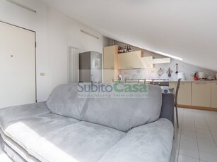 Trilocale in Vendita a Chieti, zona Chieti Scalo università, 69'000€, 97 m², arredato