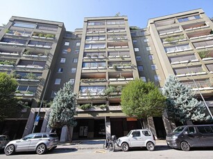 Trilocale in Vendita a Milano, zona Missaglia, 390'000€, 145 m², arredato