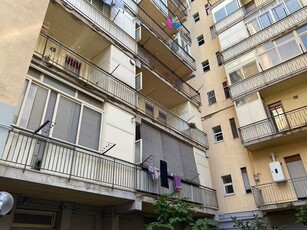 Trilocale in Vendita a Napoli, 89'438€, 88 m²