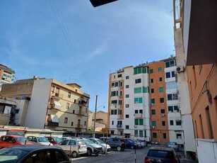 Trilocale in Via re Martino 1 in zona Zisa a Palermo