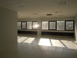 Ufficio in Affitto a Catanzaro, zona Santa Maria, 900€, 145 m²