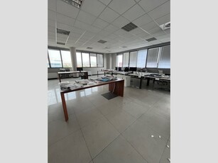 Ufficio in Vendita a Torino, zona mirafiori sud, 150'000€, 257 m²