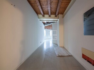 Ufficio / Studio in vendita a Manerba del Garda