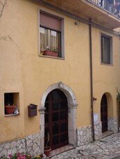 Vendita Casa Indipendente in Rogliano