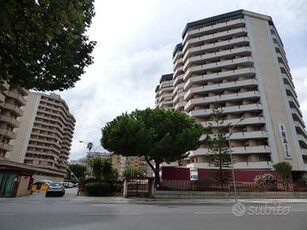 Viale del Fante 4 vani con posto auto 3° piano