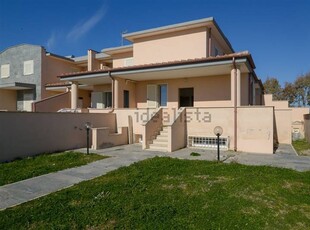 Villa a schiera a Fiumicino