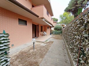 Villa a schiera in Viale Montecristo 23 a Grosseto