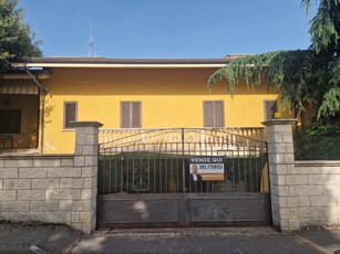 Villa bifamiliare in vendita a Spello Perugia Capitan Loreto