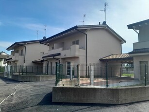 Villa in ottime condizioni a Mede