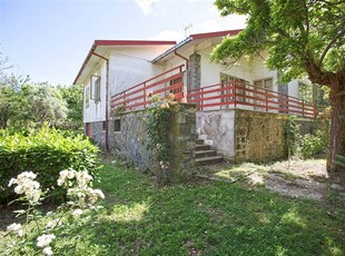 Villa in Strada Ortana in zona Bagnaia a Viterbo