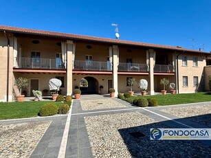 Villa in Vendita a Brescia, 1'190'000€, 620 m²