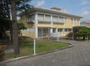 Villa in Via Delle Rose Snc a Isca Sullo Ionio
