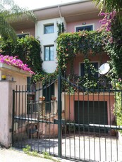 Villa in Via Giuseppe Vitale 29 in zona Balatelle a Acireale