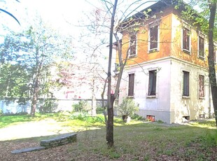 Villa in Via Indipendenza a Meda