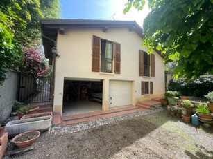 ZONA VIALI - CASA INDIPENDENTE - 2 LIVELLI - PRONTA CONSEGNA