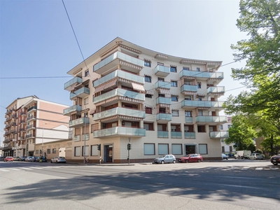 Appartamento in affitto a Torino Aurora