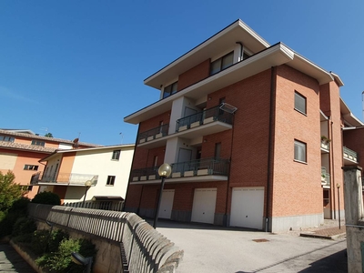 Quadrilocale con box, L'Aquila pile