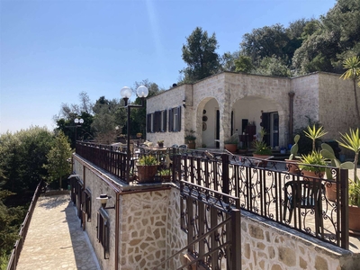 Villa in vendita a Fasano Brindisi